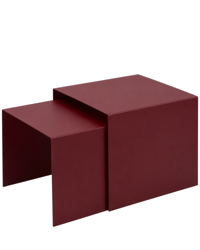 Zestaw stolików kawowych metalowych U-FØRM SET marki CHROMA FØRM. Minimalistyczne stoliki wsuwane o geometrycznej formie, nowoczesnym designie i funkcjonalnej konstrukcji.