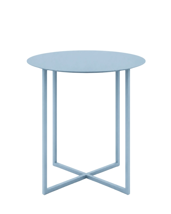 Stolik boczny LOOM SIDE w kolorze baby blue. Stalowy stolik pomocniczy do wnętrz z subtelnym akcentem koloru.